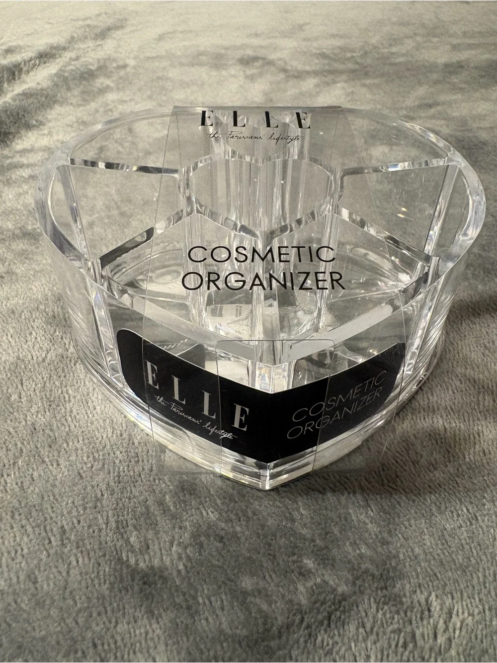 ELLE Clear Heart-Shaped Cosmetic Organizer in Transparent and Black Accents